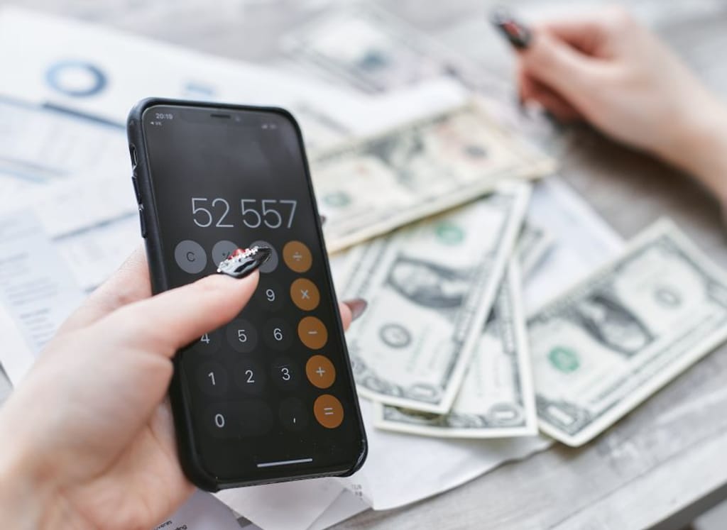 calculator smartphone budget planning